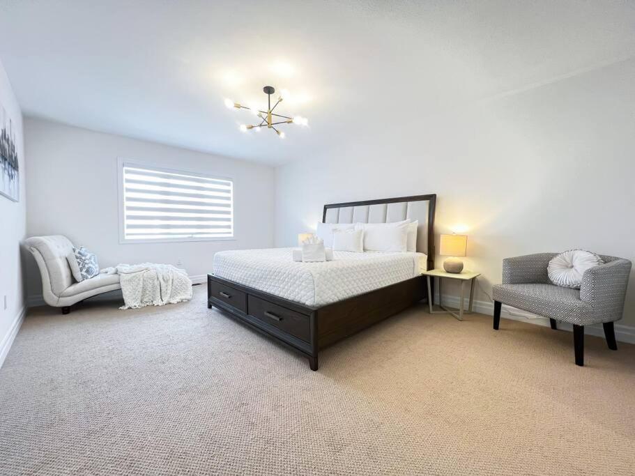 Holiday home Getaway:10 Min-falls/marineland/waterpark Niagara Falls